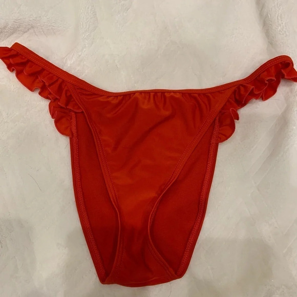 Wolf & Whistle Exclusive Red Beach Bikini Bottom with Ruffle Sides NWT Size 4 - Picture 2 of 4